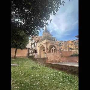 Nel Cuore Della Citta , Siena Italia